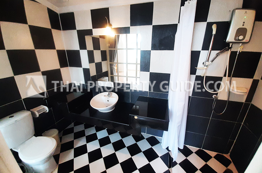 Townhouse in Sukhumvit 